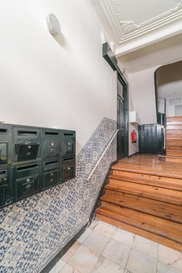 Casa Boma Lisboa - Sophisticated Apartment With Private Terrace - Alcantara VI エクステリア 写真